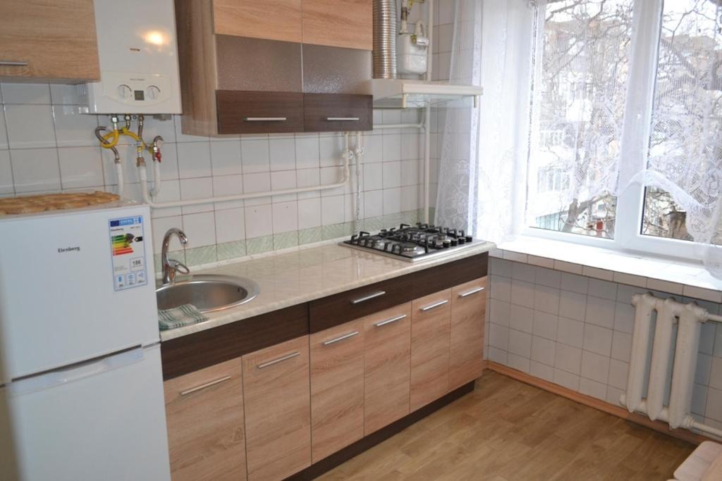 3-Х Комнатные Апартаменты На Данила Галицкого Kamianets-Podilskyi Exterior photo